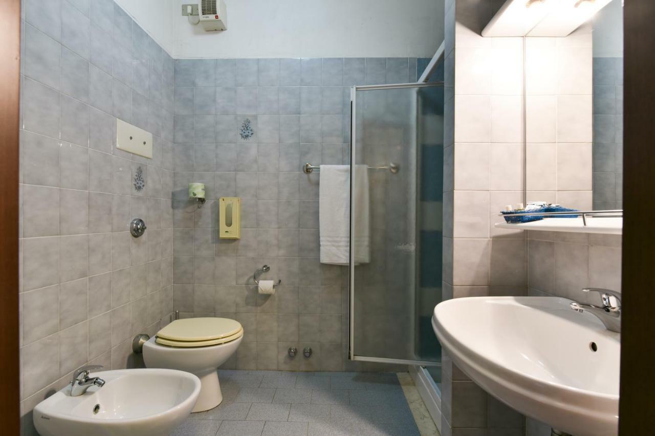 Gamma Hotel Marcon Phòng bức ảnh